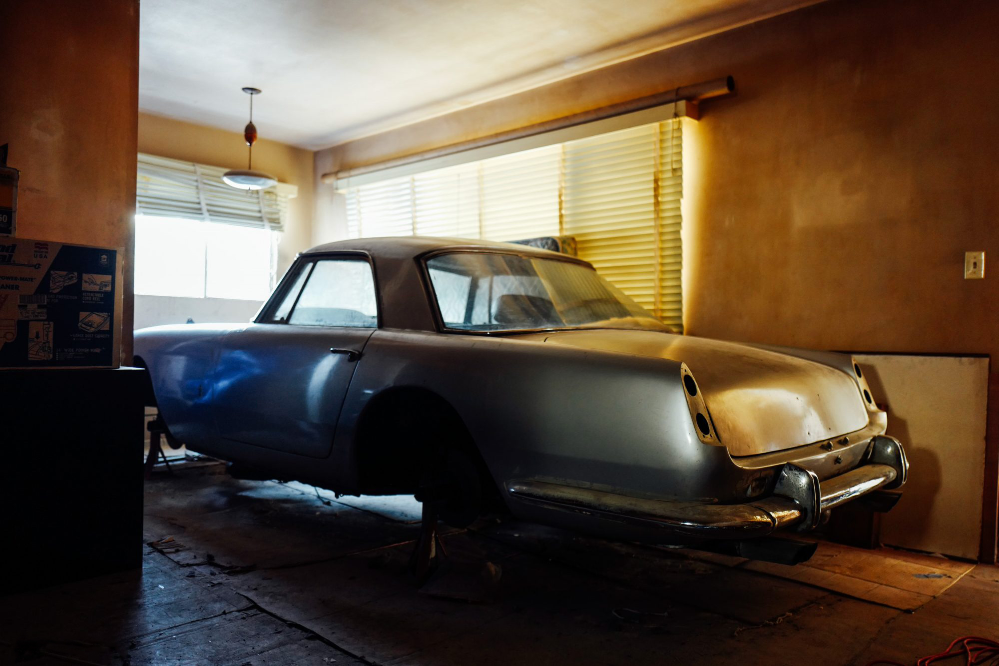 Ferrari 250 GT PF Coupe Was Hidden In Hollywood Apartment